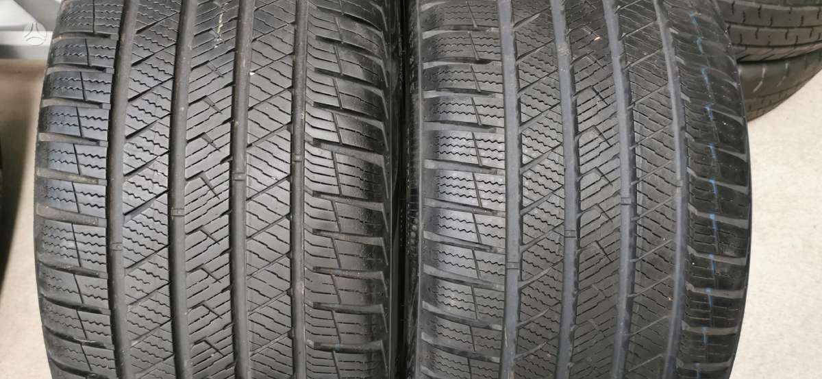 Vredestein, winter 235/35 R19