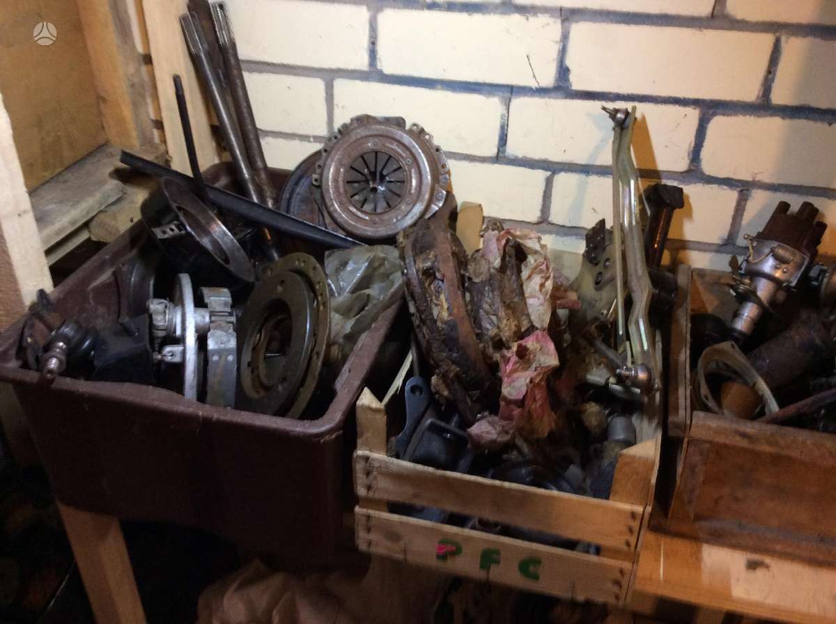 ZAZ 965 apdailos detalės