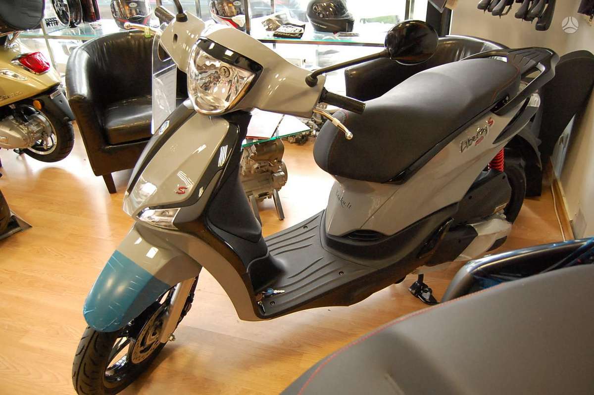 Piaggio Liberty 125cc, мотороллеры / мопеды