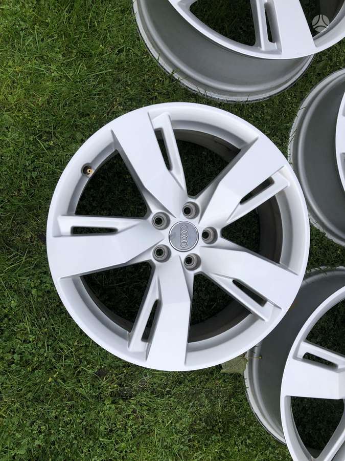 Audi, light alloy, R19