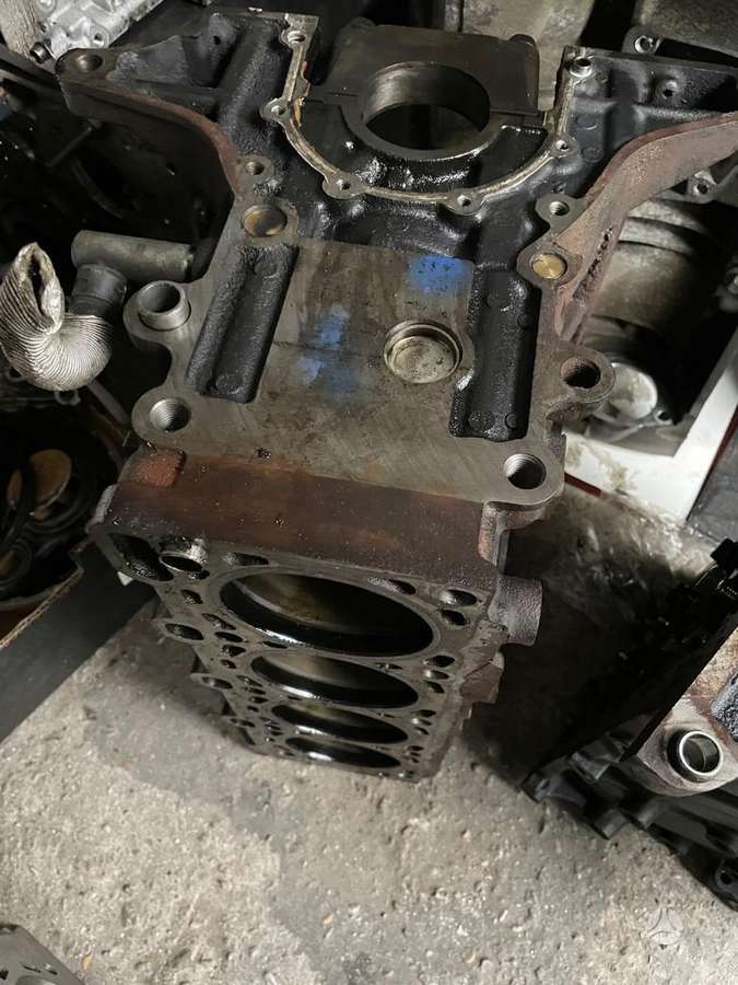 Mazda CX-7, R2AA MZR-CD, engine block
