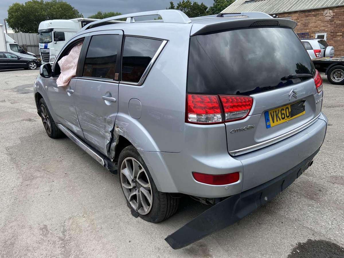 Citroen C-Crosser