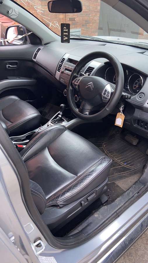 Citroen C-Crosser