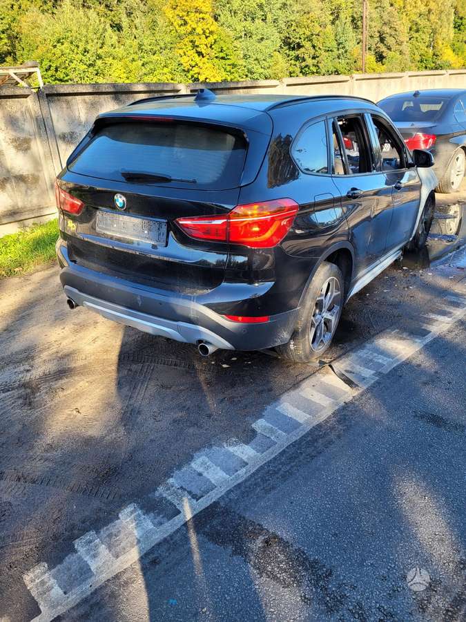 BMW X1 for parts