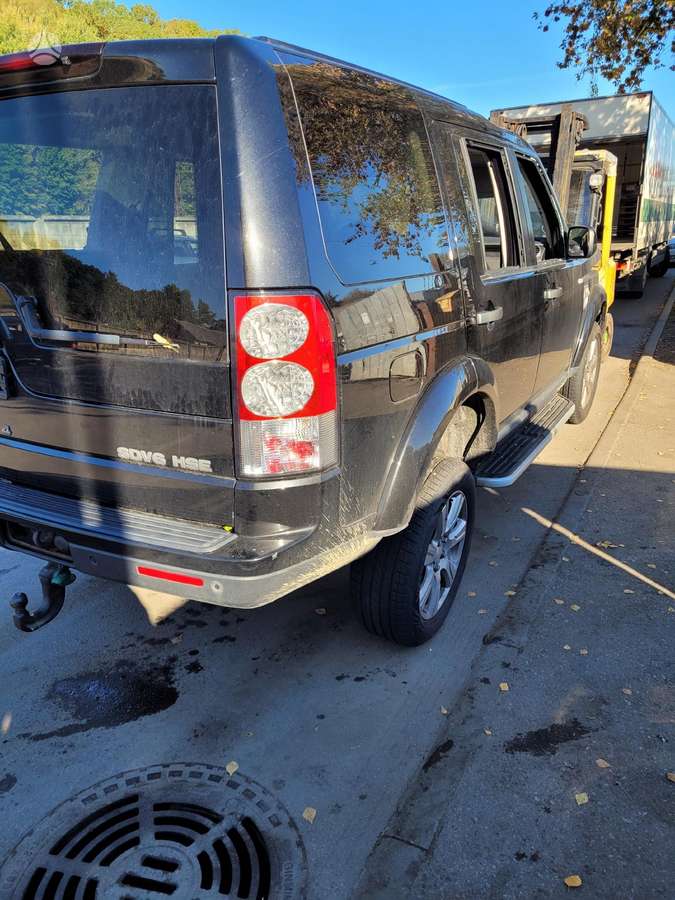 Land Rover Discovery rezerves daļās