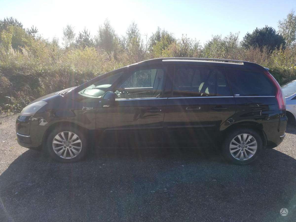 Citroen Grand C4 Picasso по частям