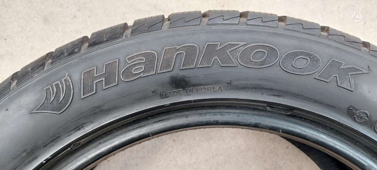 Hankook, žieminės 215/55 R17