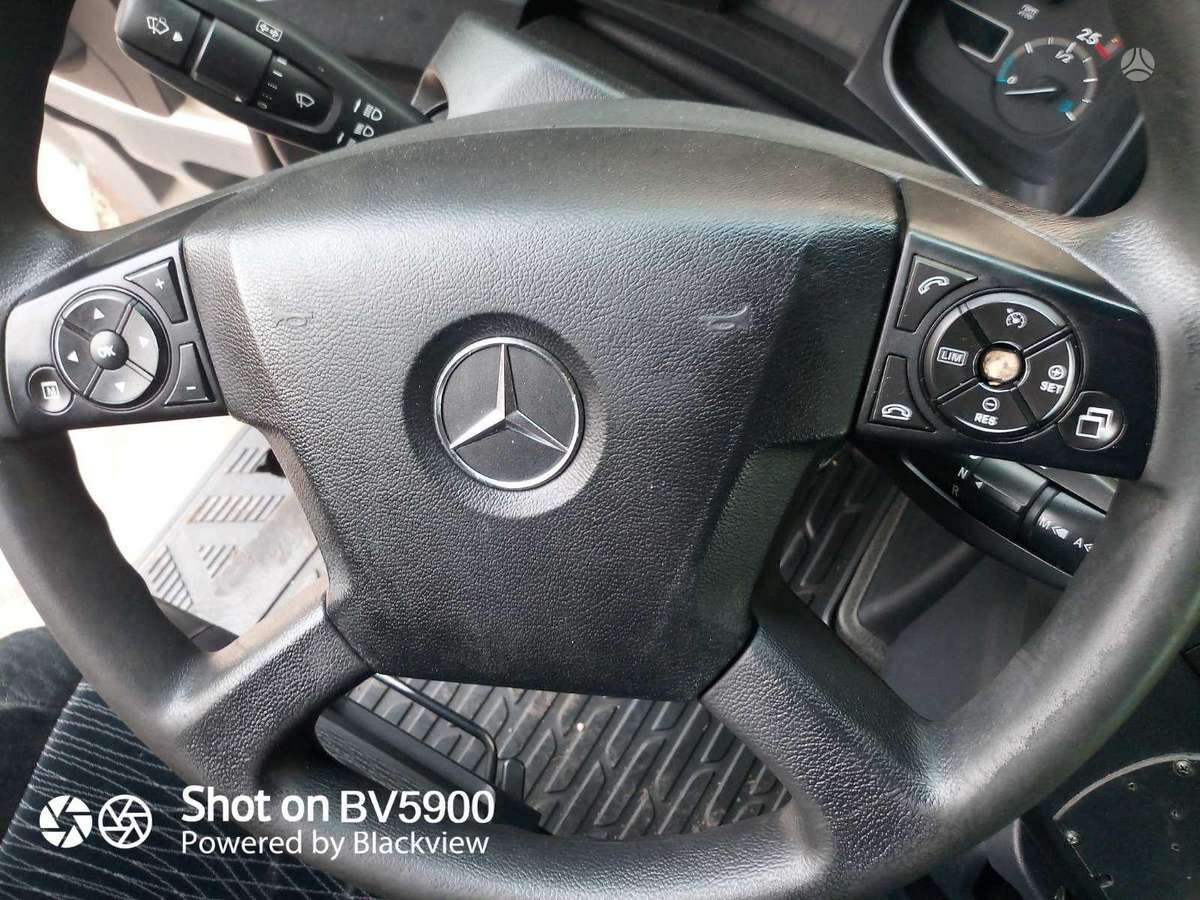 Mercedes-Benz -, vilcējs