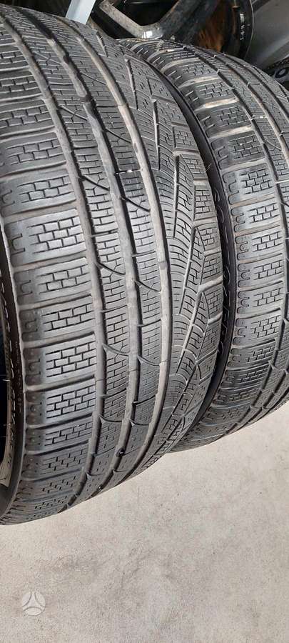 Pirelli, winter 235/35 R19