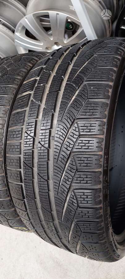 Pirelli, žieminės 235/35 R19