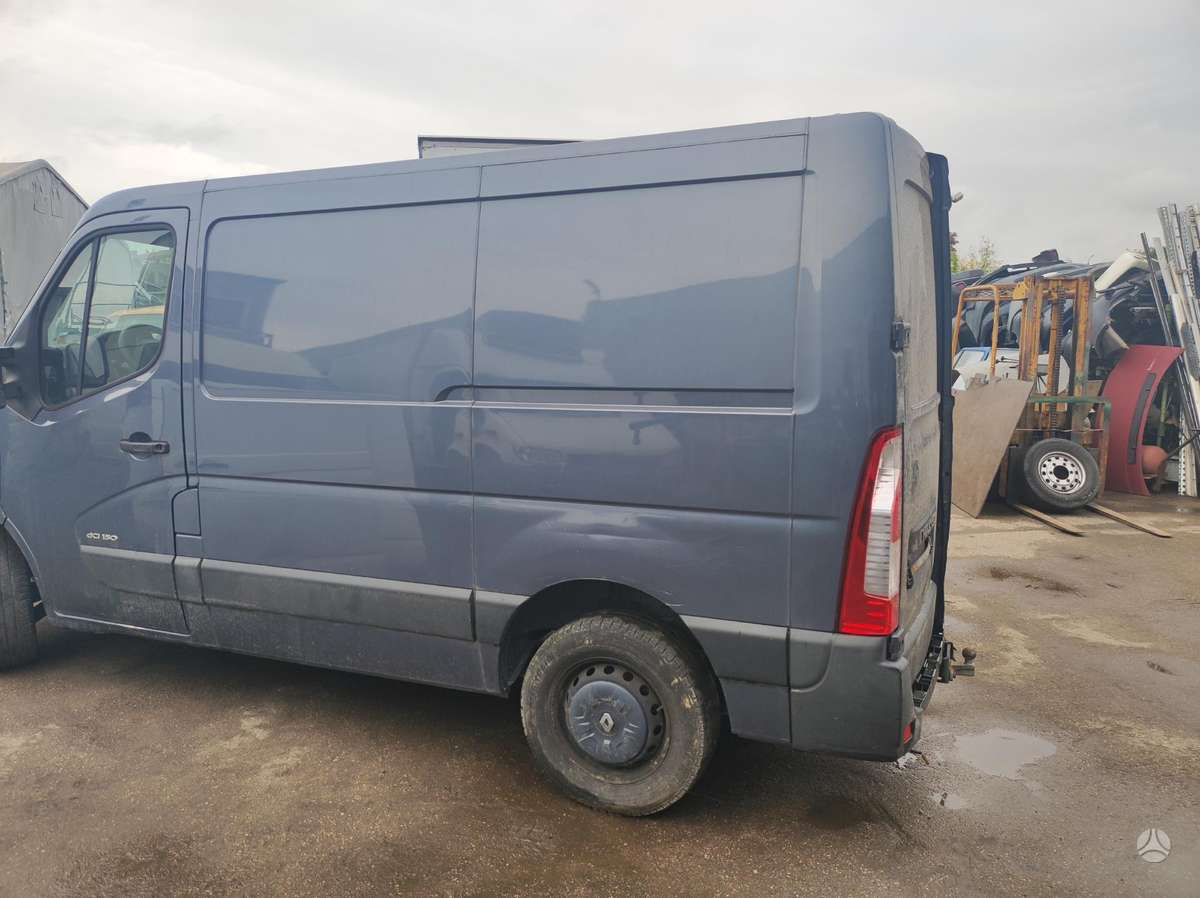 Renault Master радиатор кондиционера, радиатор
