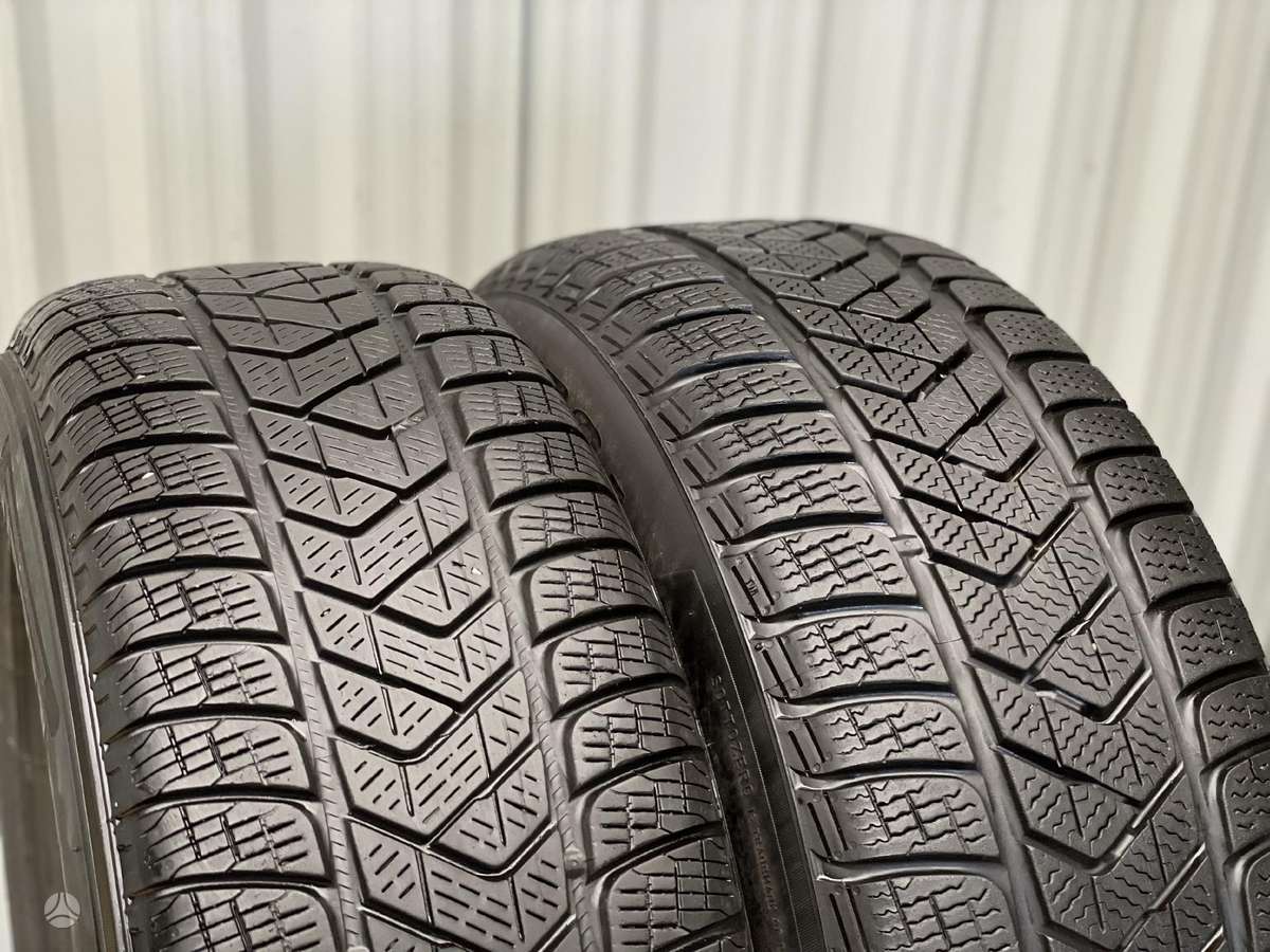 Pirelli SOTTOZERO 3, всесезонные 215/65 R16