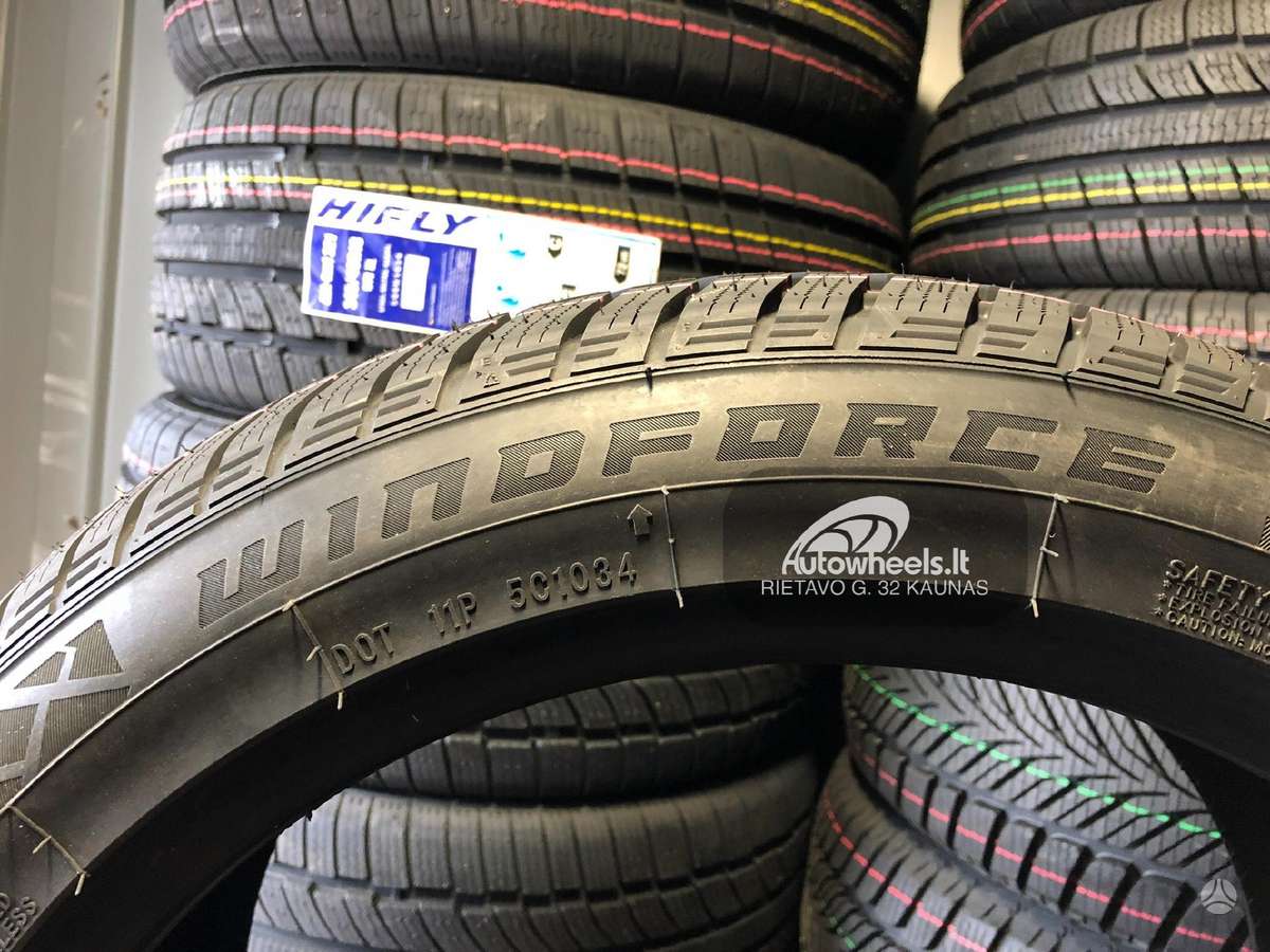 Windforce Snowblazer UHP, winter 235/45 R18