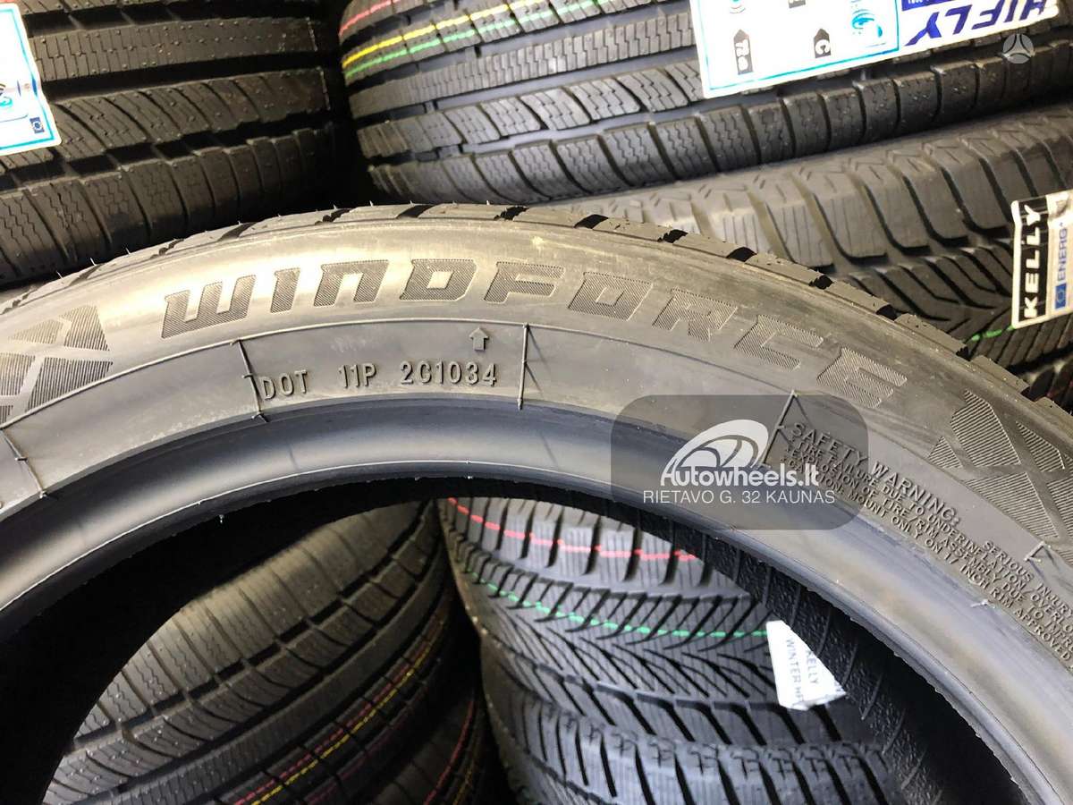 Windforce Snowblazer UHP, winter 205/50 R17