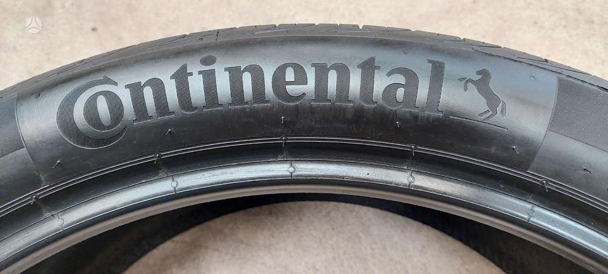 Continental, летние 275/35 R22