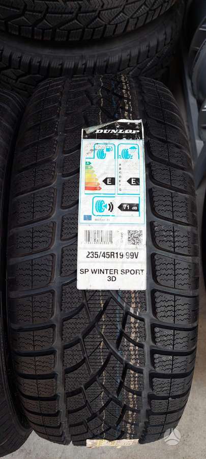Dunlop Wintersport 3D, winter 235/45 R19