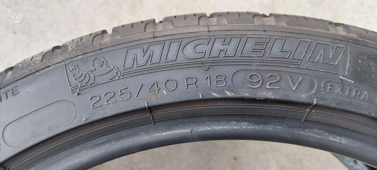 Michelin PA3, winter 225/40 R18