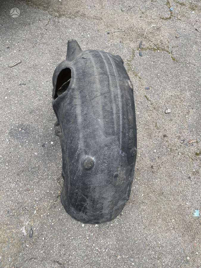 BMW 530 hood (front, rear), front grill