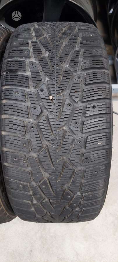 Nokian HKP7, winter 235/35 R19