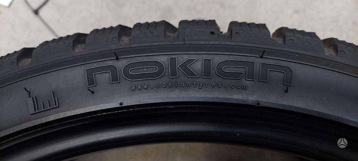 Nokian HKP7, winter 235/35 R19