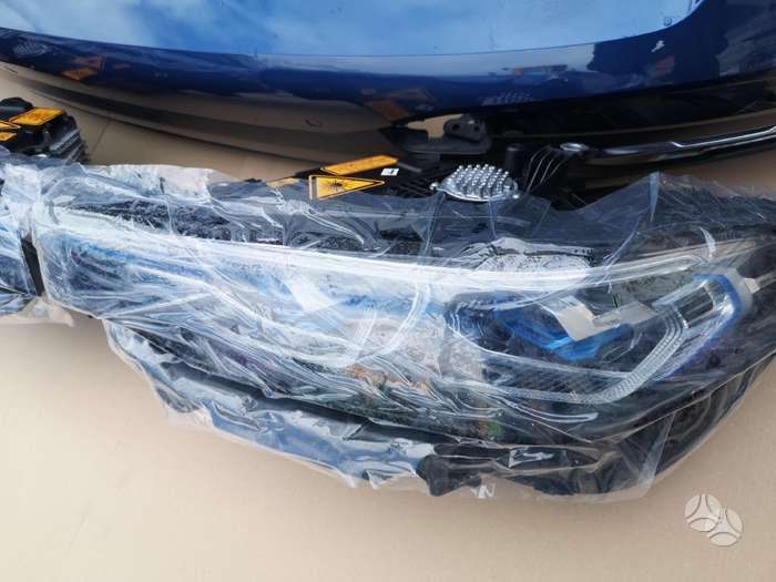 BMW X7 bumpers, lights, lamps