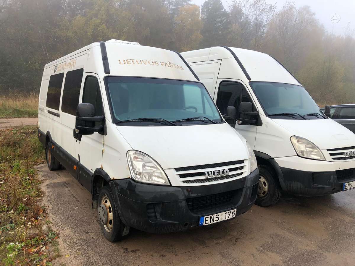 Iveco Daily, passenger vans