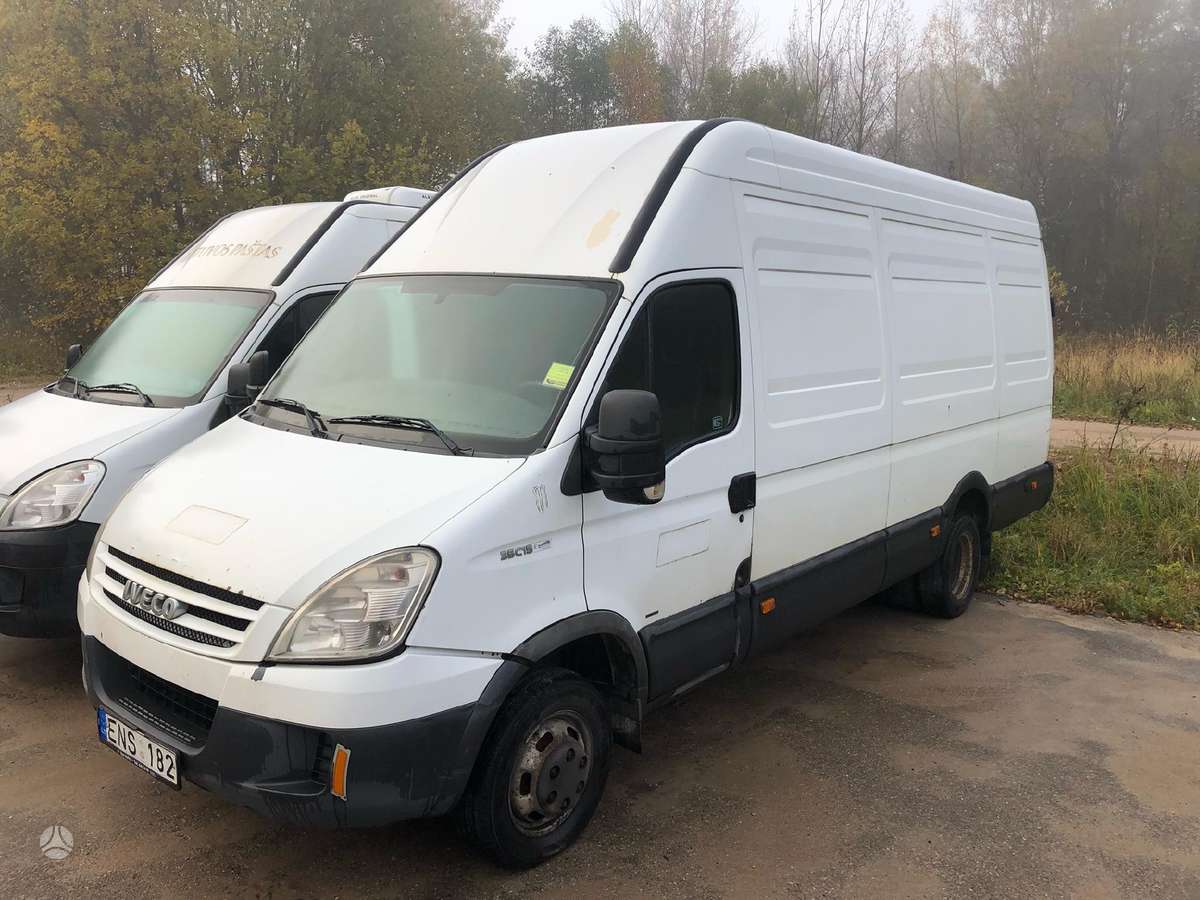Iveco Daily, preču