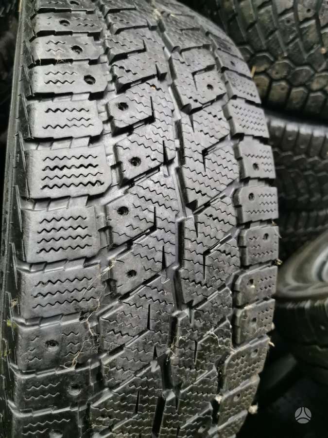 Continental VancoIceContact, зимние 215/60 R17