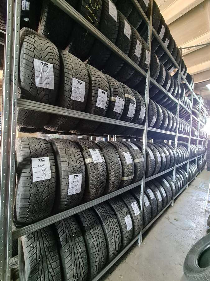 -Kita-, winter 215/65 R16