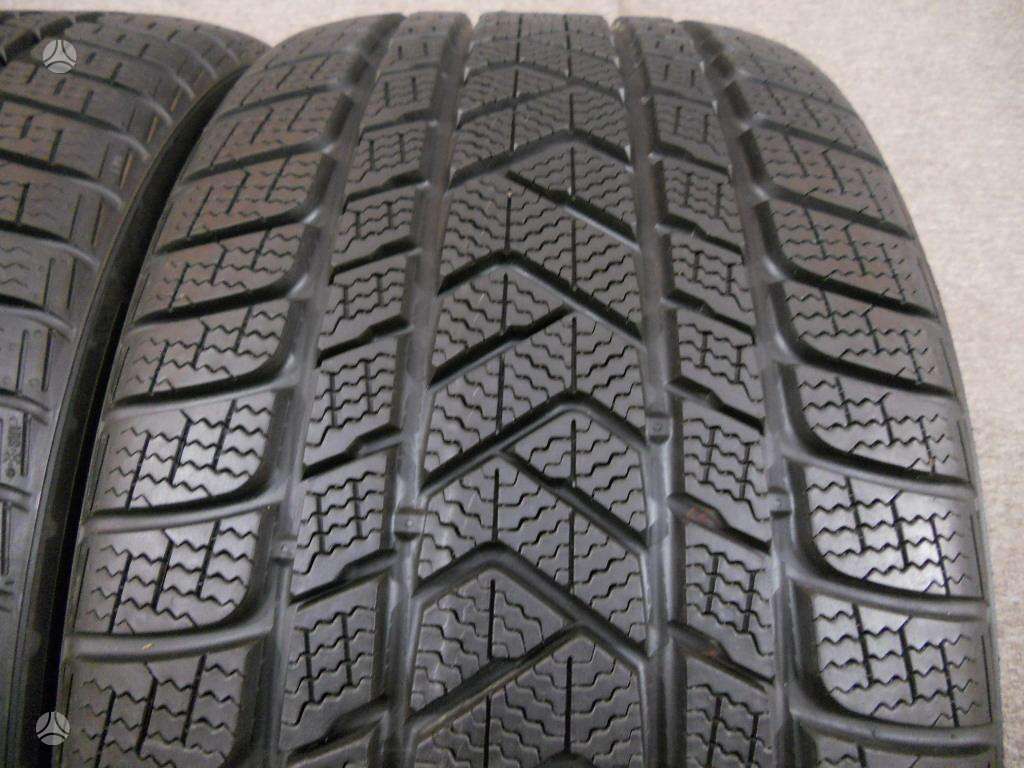 Pirelli Sotto Zero3 8mm 95%, winter 245/35 R21