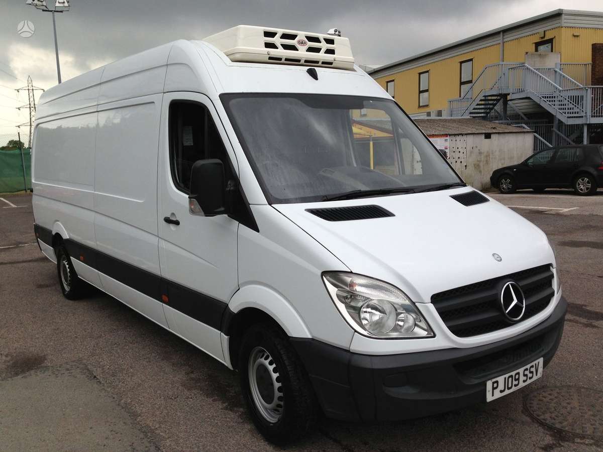Mercedes-Benz Sprinter, preču