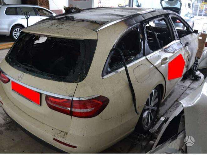 Mercedes-Benz E klasė по частям