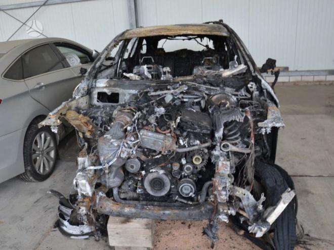 Mercedes-Benz E klasė по частям