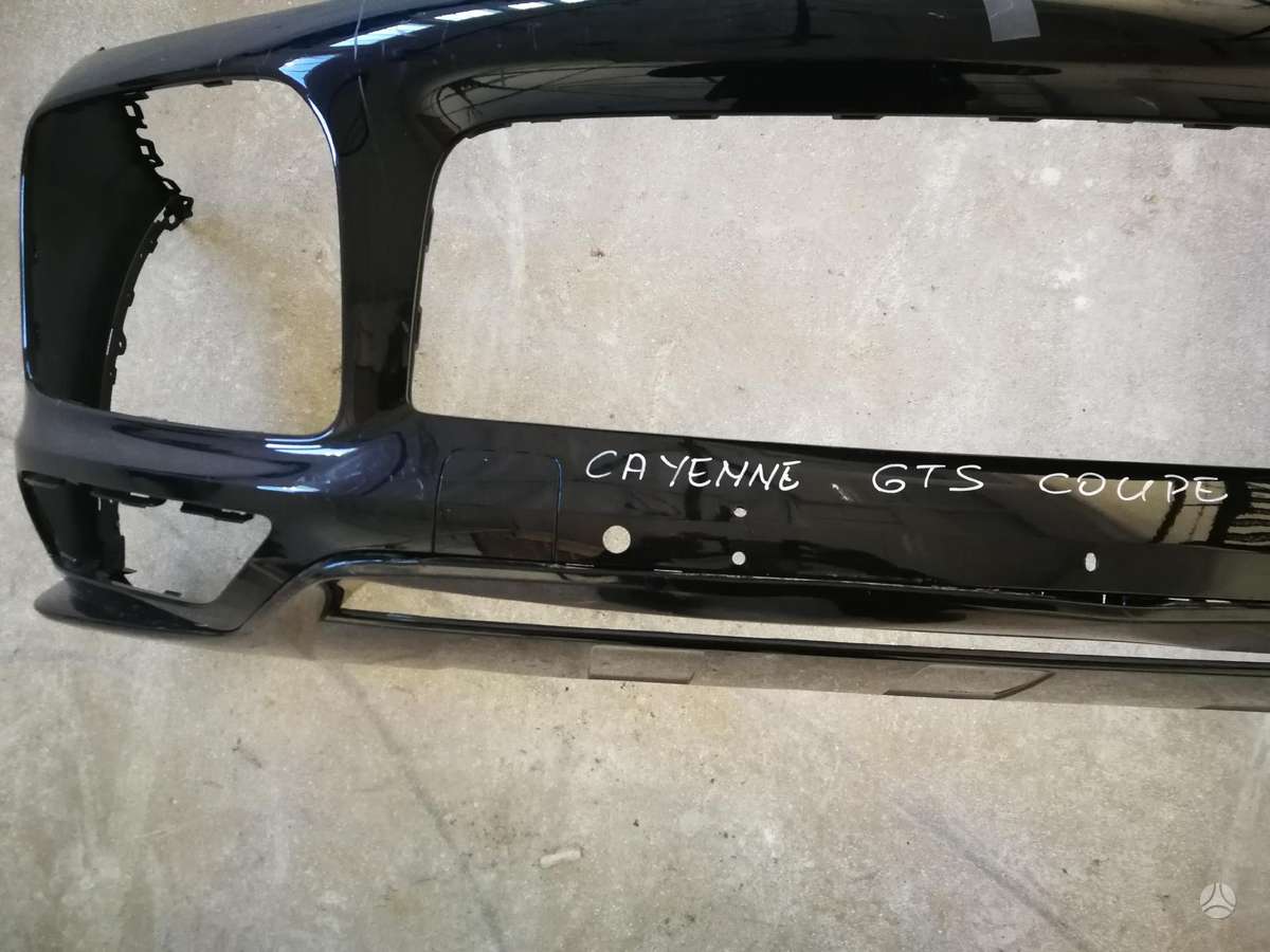 Porsche Cayenne bamperiai, sparnai