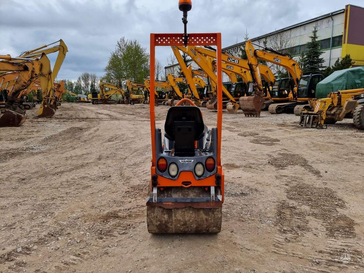 Hamm HD8VV, vibrator / compactor