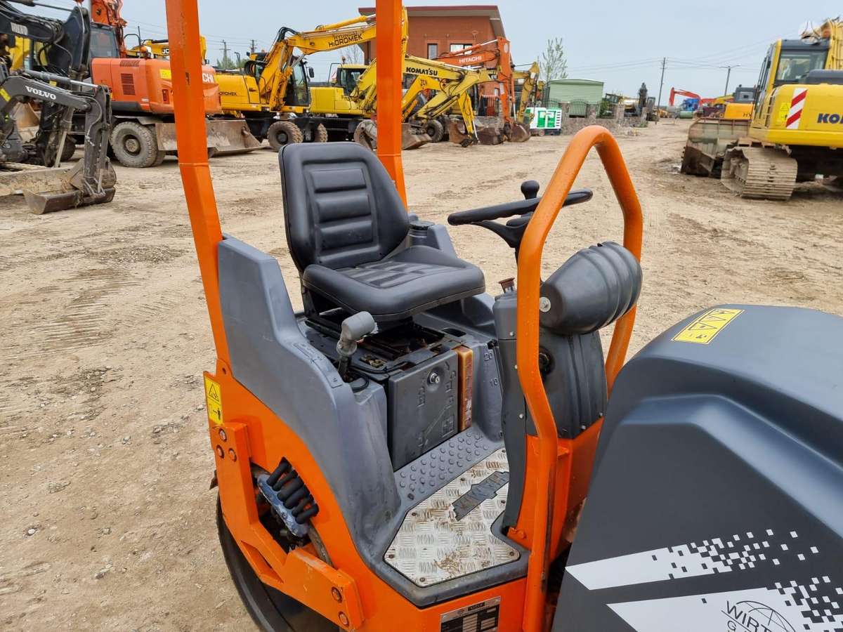 Hamm HD8VV, vibrator / compactor