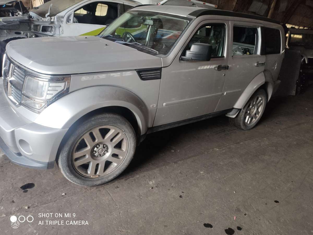 Dodge Nitro for parts