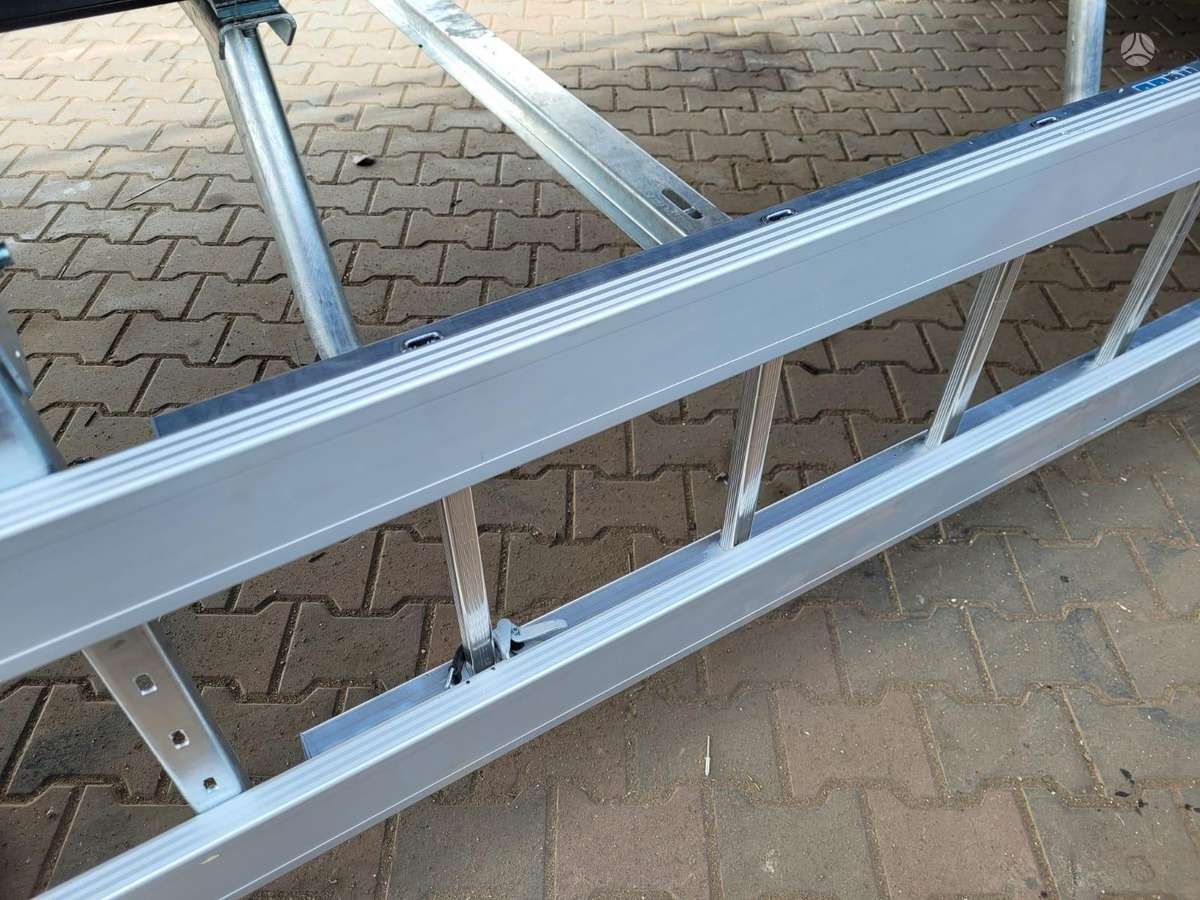 Bodex KIS, ar slīdošo grīdu
