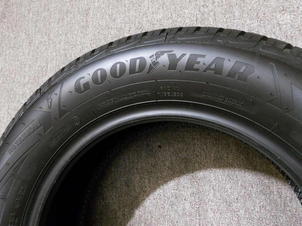 Goodyear Performance Gen-1 8mm 95%*, winter 215/65 R17