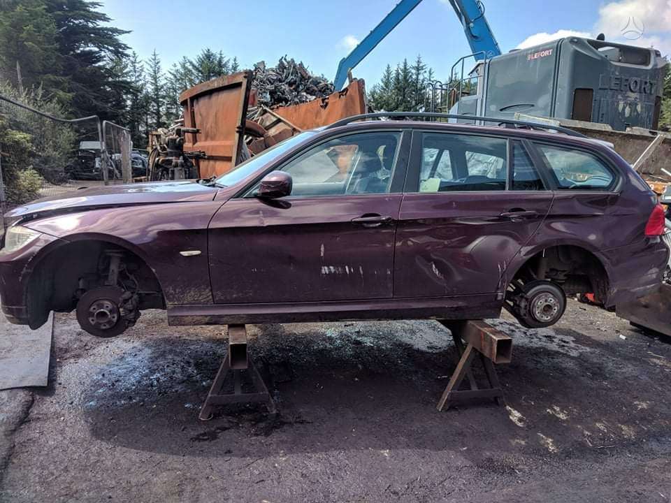 BMW 3 serija dalimis