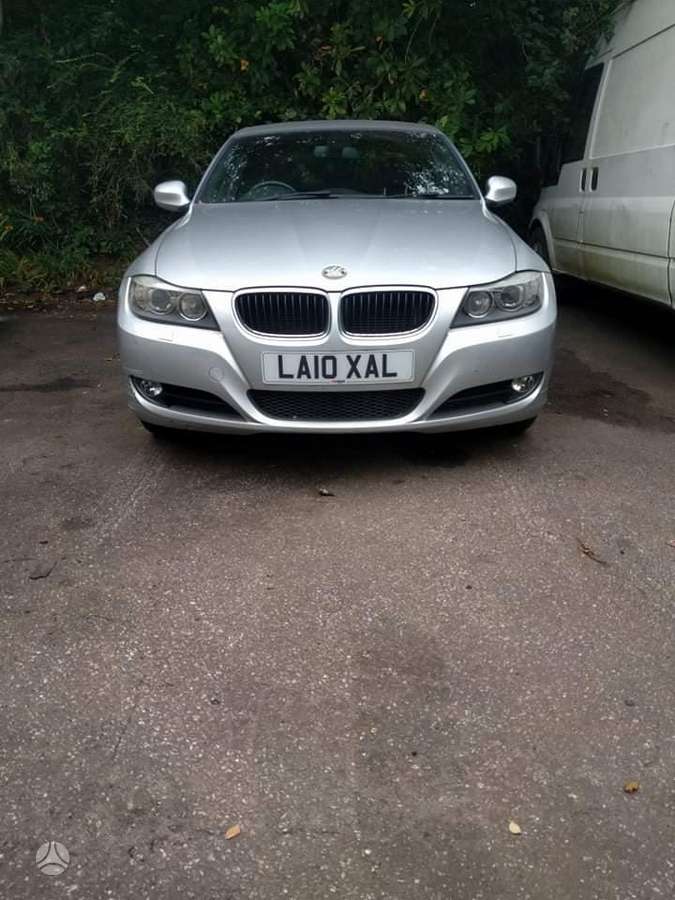 BMW 3 serija dalimis