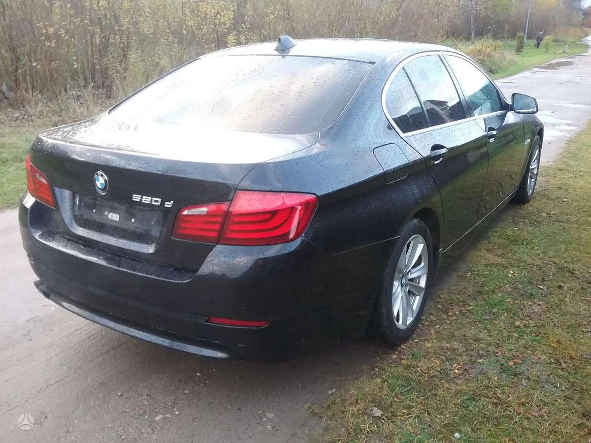BMW 520 Dalimis
