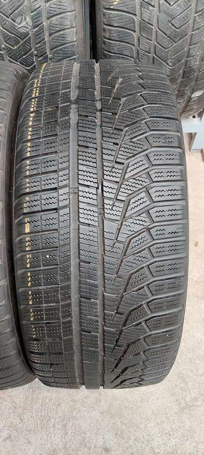 Hankook, winter 225/40 R18