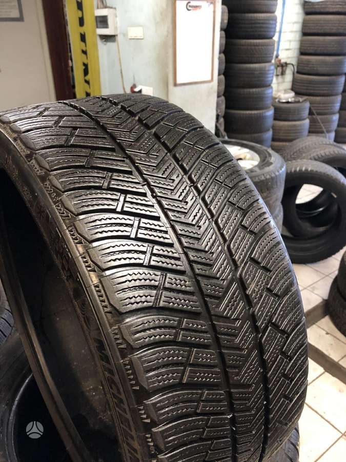 Michelin Pilot Alpin, winter 295/35 R19