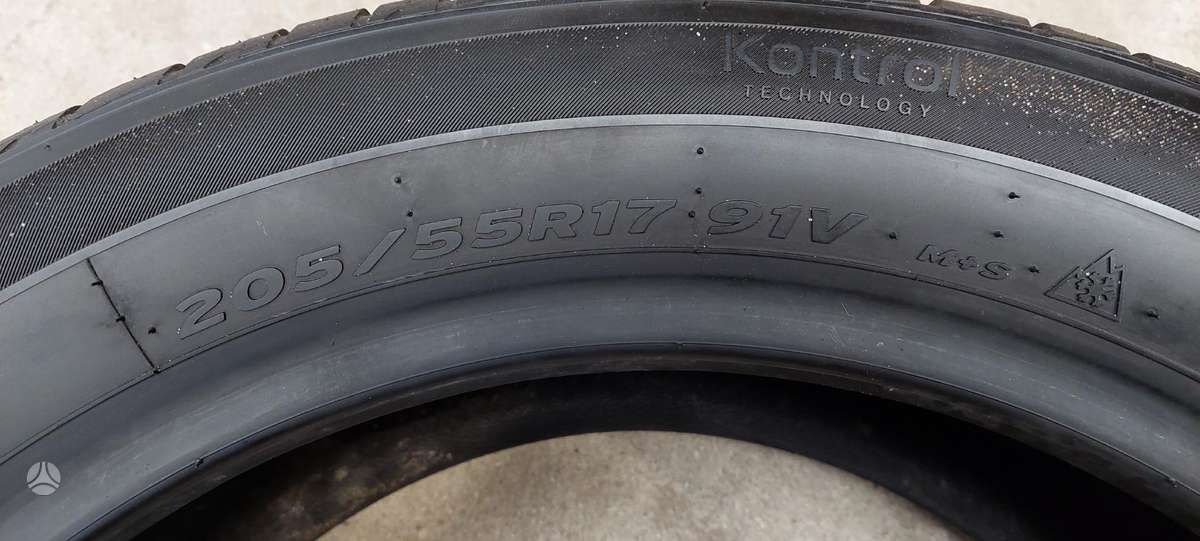Hankook, universalios 205/55 R17