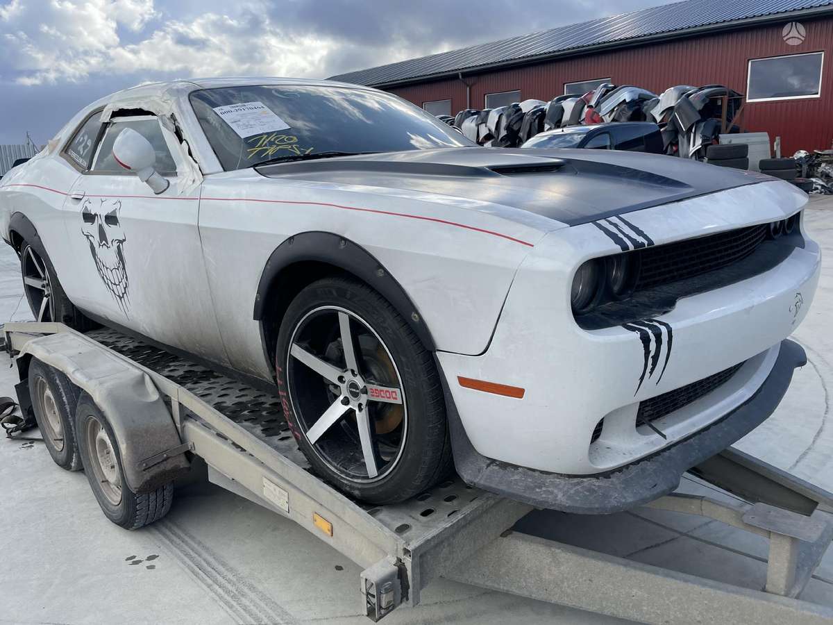 Dodge Challenger rezerves daļās