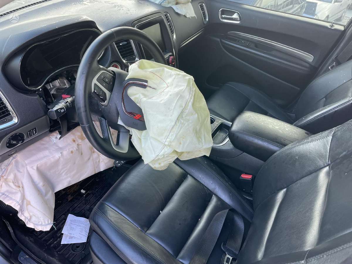 Dodge Durango rezerves daļās
