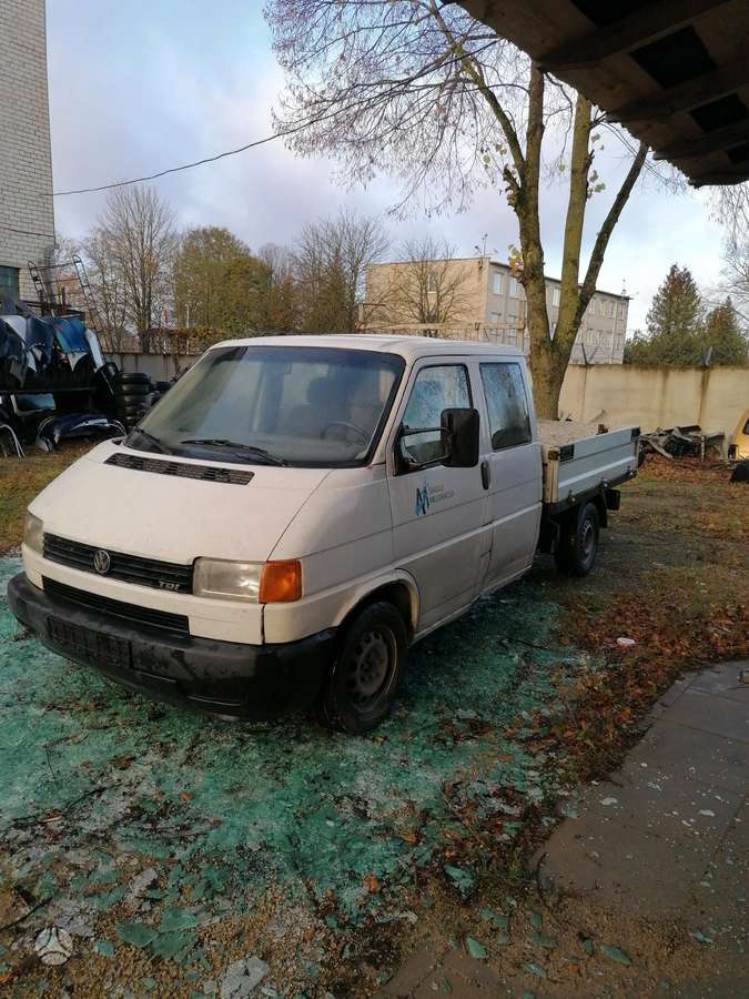 Volkswagen Transporter, buses