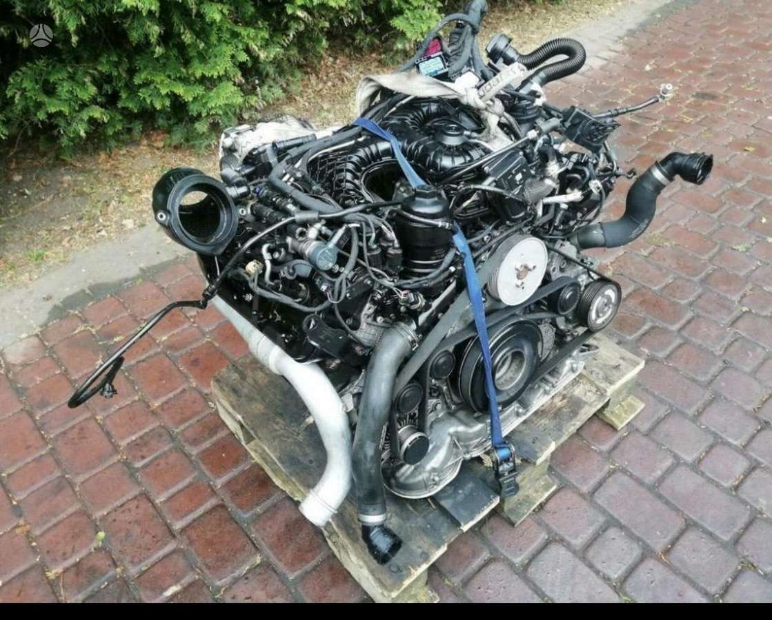 Audi Q7, CRTC, variklio detalės