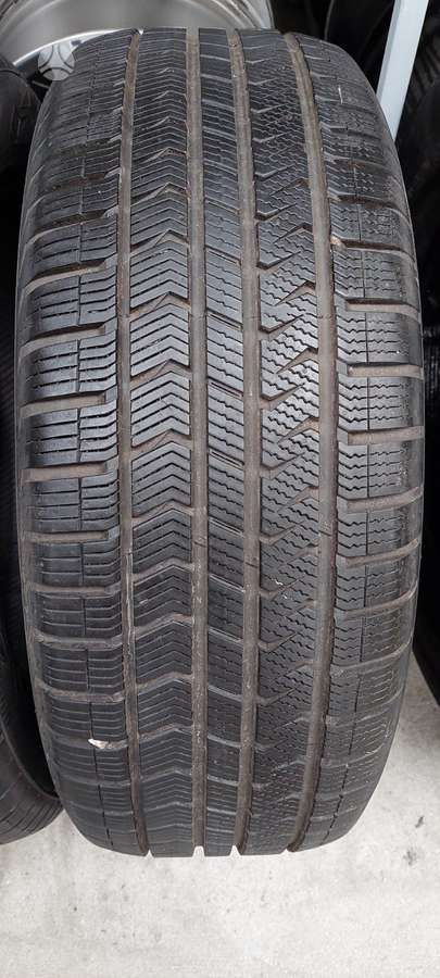 Vredestein, žieminės 235/55 R18